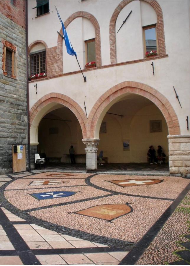 Hostdomus - Casa Ester Noli Exterior foto